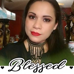 Meet your Posher, Juany